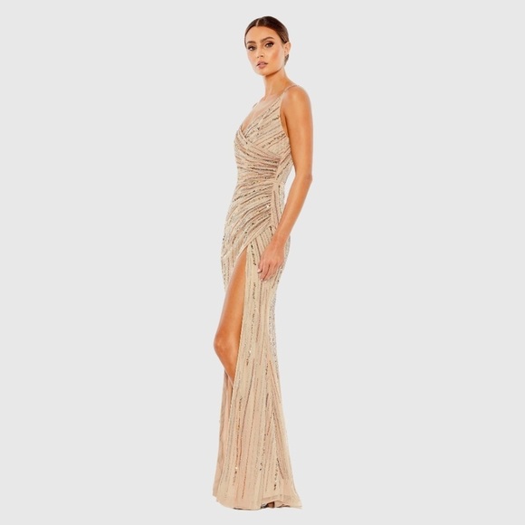 MAC DUGGAL 10932 NWT Sequined Spaghetti Strap Cowl Back Gown - Picture 3 of 7